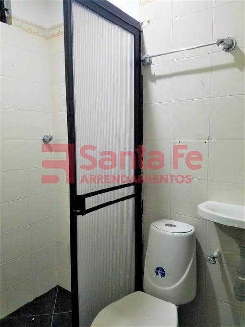 Casa de 8 alcobas en venta en Santa Fe, Medellín, 180 m² · foto 10 de 10