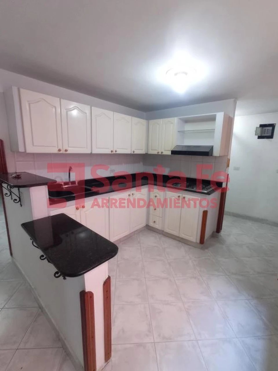 Apartamento en venta en El Castillo, Medellín · foto 3 de 10