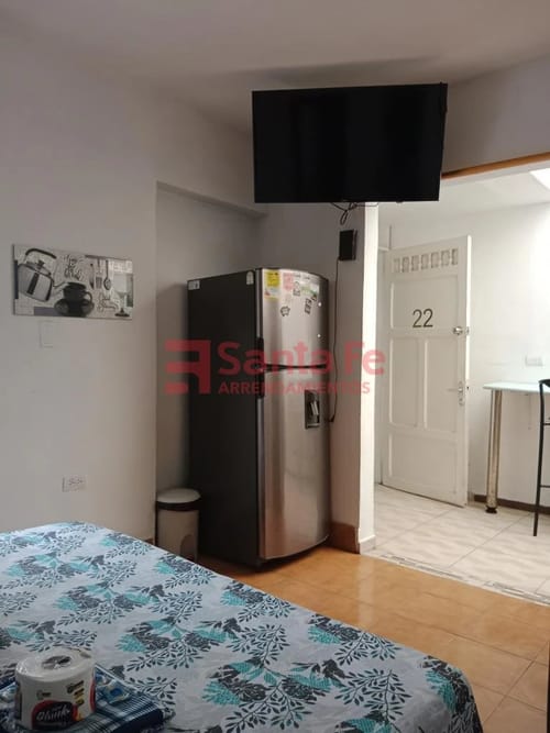 Casa de 26 alcobas en arriendo en Laureles, Medellín, 750 m² · foto 9 de 10