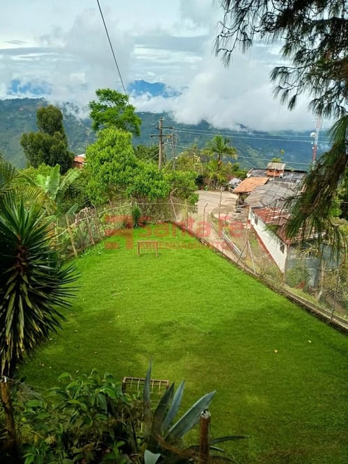 Casa de 4 alcobas en arriendo en Potrera Miserenga, Medellín, 120 m² · foto 8 de 10