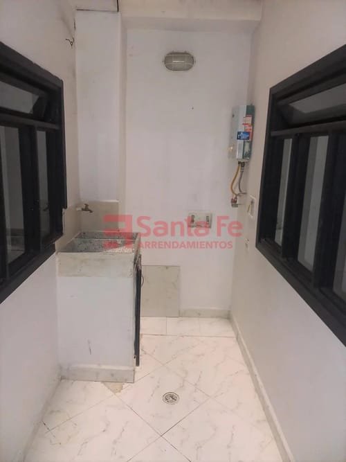 Apartamento de 3 alcobas en venta en Centro, Bello, 82 m² · foto 8 de 10