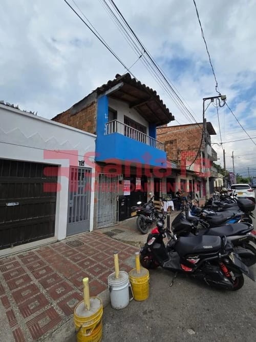Casa de 4 alcobas en venta en Trinidad, Medellín, 110 m² · foto 2 de 10