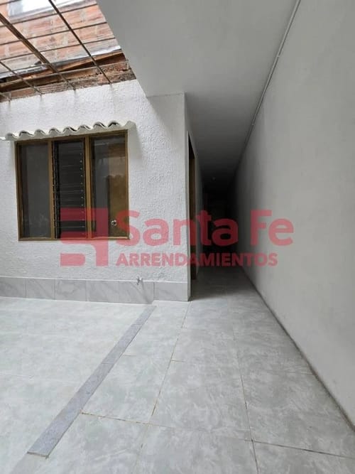 Casa de 4 alcobas en venta en Trinidad, Medellín, 110 m² · foto 8 de 10