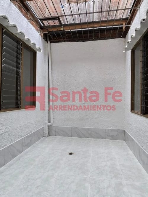 Casa de 4 alcobas en venta en Trinidad, Medellín, 110 m² · foto 9 de 10