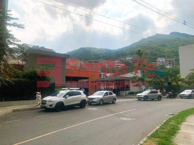 Apartamento en venta en Belén, Medellín · foto 2 de 10