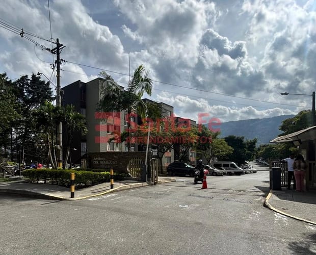 Apartamento de 3 alcobas en venta en Loreto, Medellín, 47 m² · foto 3 de 10