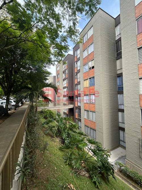 Apartamento de 3 alcobas en venta en Loreto, Medellín, 47 m² · foto 4 de 10