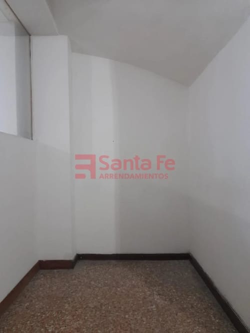 Local en arriendo en La Floresta, Medellín, 160 m² · foto 8 de 10