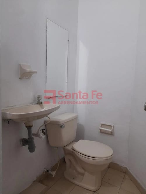 Local en arriendo en La Floresta, Medellín, 160 m² · foto 10 de 10