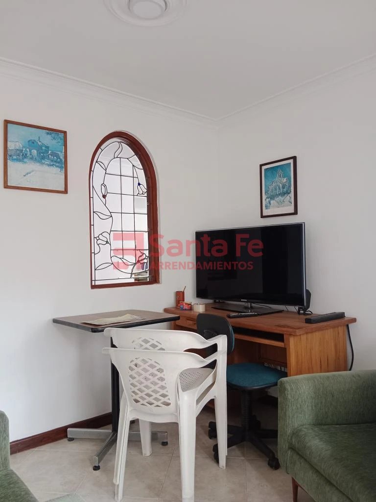 Apartamento en arriendo en Laureles, Medellín · foto 4 de 10