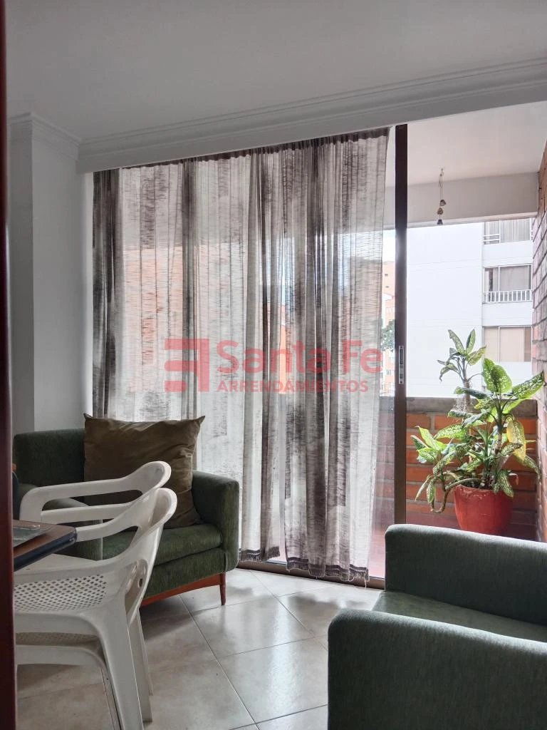 Apartamento en arriendo en Laureles, Medellín · foto 5 de 10