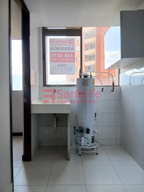Apartamento de 4 alcobas en arriendo en Santa Maria De Los Angeles, Medellín, 102 m² · foto 5 de 10