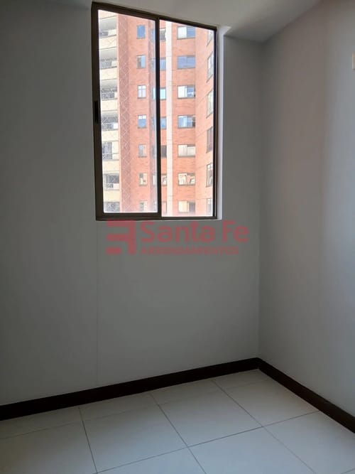 Apartamento de 4 alcobas en arriendo en Santa Maria De Los Angeles, Medellín, 102 m² · foto 6 de 10
