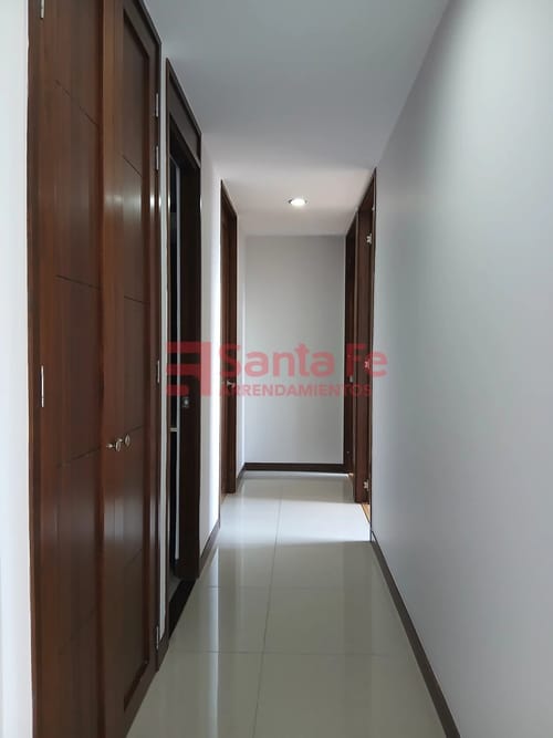 Apartamento de 4 alcobas en arriendo en Santa Maria De Los Angeles, Medellín, 102 m² · foto 9 de 10