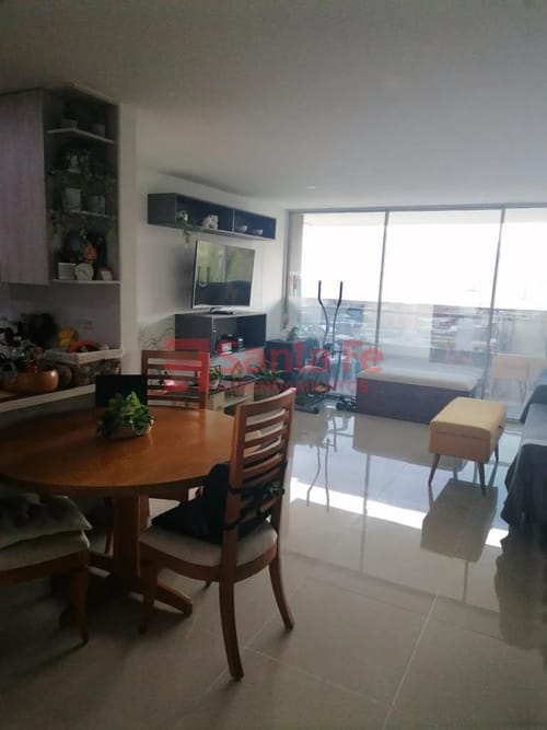 Apartamento de 3 alcobas en arriendo en San Diego, Medellín, 84 m² · foto 3 de 10