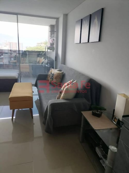 Apartamento de 3 alcobas en arriendo en San Diego, Medellín, 84 m² · foto 4 de 10