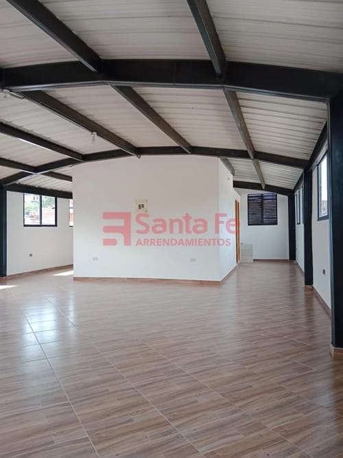 Local en arriendo en San Isidro, Medellín, 110 m² · foto 3 de 6