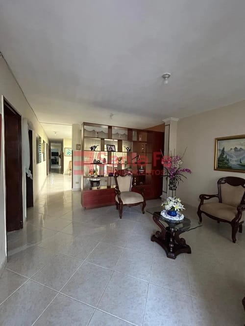 Apartamento de 5 alcobas en venta en Belén, Medellín, 172 m² · foto 2 de 10