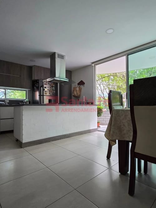 Apartamento de 3 alcobas en venta en Belén, Medellín, 106 m² · foto 3 de 10
