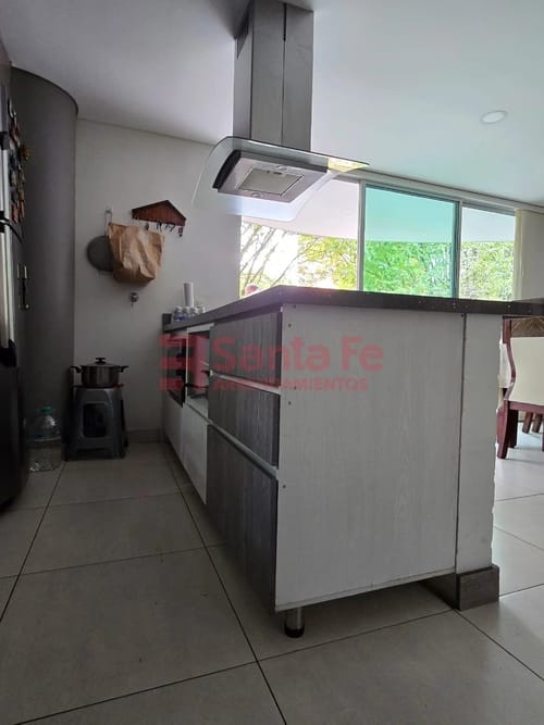 Apartamento de 3 alcobas en venta en Belén, Medellín, 106 m² · foto 4 de 10