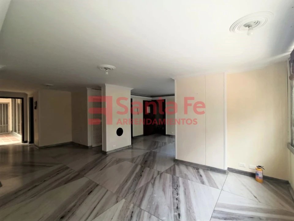 Apartamento en venta en La Candelaria, Medellín · foto 7 de 10