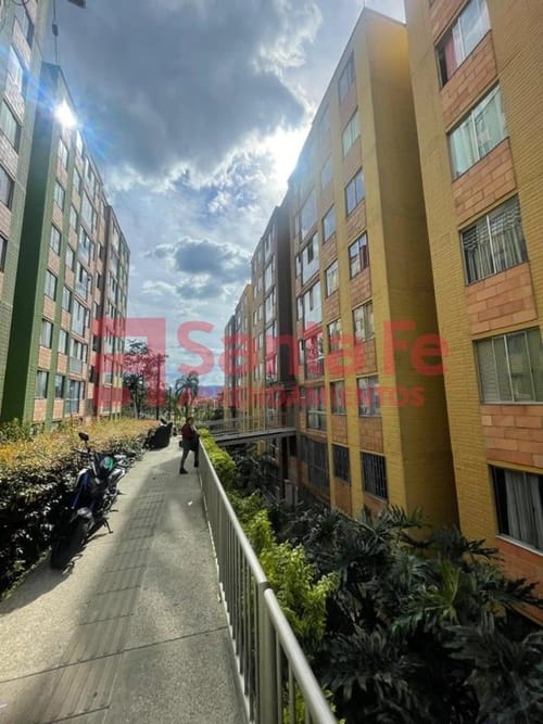Apartamento en venta en Buenos Aires, Medellín · foto 2 de 10