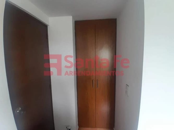 Apartamento de 3 alcobas en venta en Centro, Bello, 56 m² · foto 7 de 10