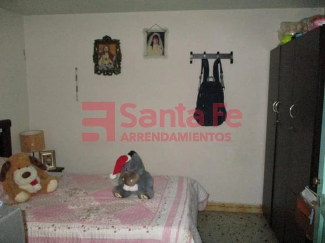 Casa de 5 alcobas en venta en El Castillo, Medellín, 123 m² · foto 6 de 10