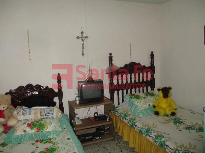 Casa de 5 alcobas en venta en El Castillo, Medellín, 123 m² · foto 8 de 10