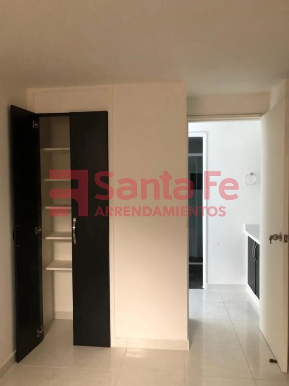 Apartamento en venta en La Candelaria, Medellín · foto 8 de 10