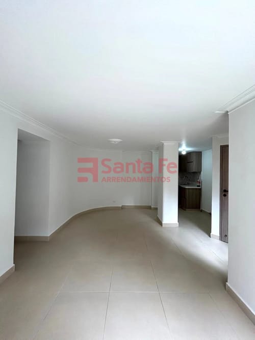 Apartamento de 4 alcobas en venta en Belén, Medellín, 81 m² · foto 4 de 10