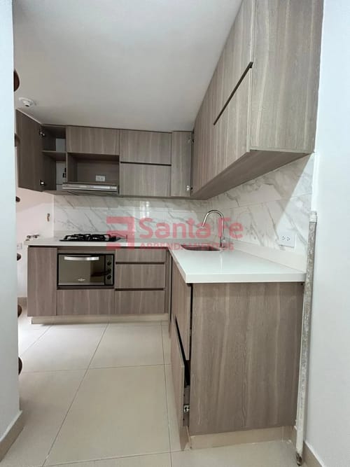 Apartamento de 4 alcobas en venta en Belén, Medellín, 81 m² · foto 6 de 10