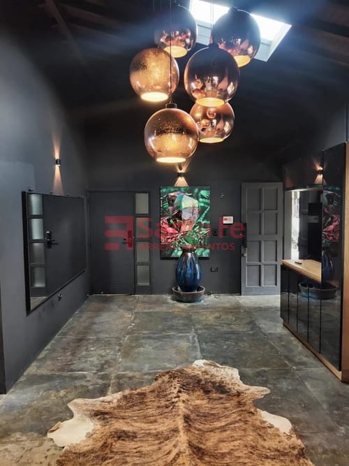 Casa de 5 alcobas en arriendo en La Honda, Medellín, 380 m² · foto 2 de 10