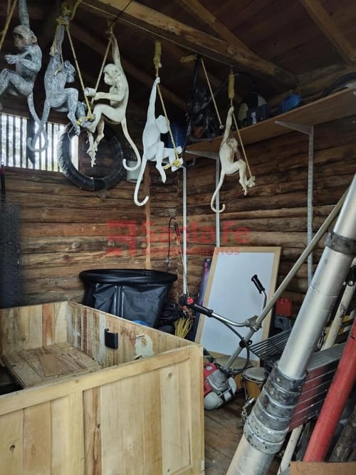 Casa de 5 alcobas en arriendo en La Honda, Medellín, 380 m² · foto 6 de 10