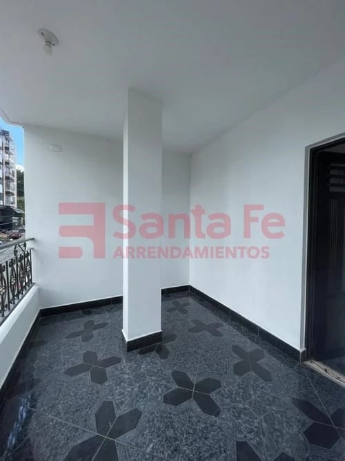 Apartamento de 5 alcobas en venta en Suarez, Bello, 121 m² · foto 5 de 10