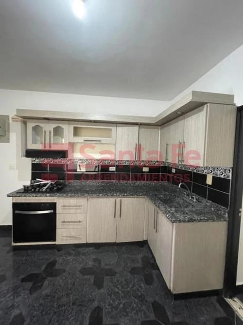 Apartamento de 5 alcobas en venta en Suarez, Bello, 121 m² · foto 9 de 10