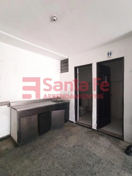 Local en venta en Florida Nueva, Medellín, 38 m² · foto 6 de 10