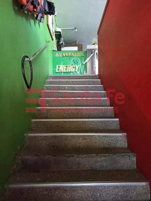 Casa de 6 alcobas en venta en El Castillo, Medellín, 648 m² · foto 9 de 10