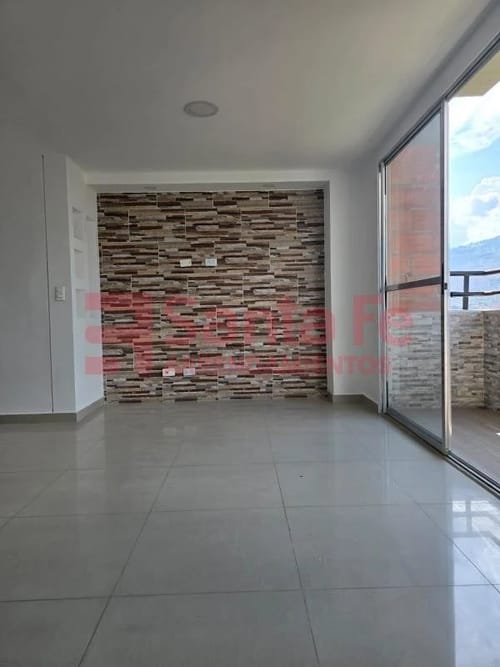 Apartamento de 3 alcobas en venta en Centro, Bello, 57 m² · foto 4 de 10