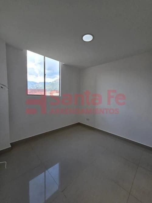 Apartamento de 3 alcobas en venta en Centro, Bello, 57 m² · foto 10 de 10