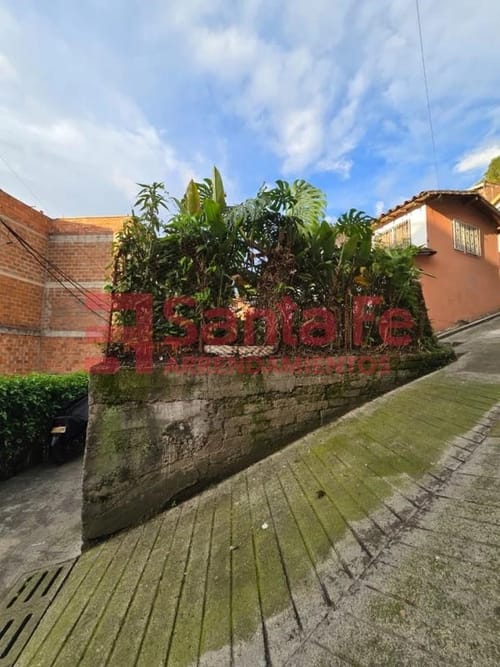 Casa de 3 alcobas en venta en Camino Verde, Envigado, 120 m² · foto 5 de 10