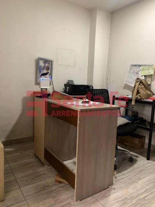 Bodega en venta en La Candelaria, Medellín, 258 m² · foto 2 de 10