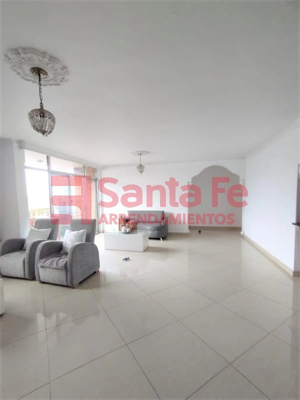 Apartamento en venta en La Candelaria, Medellín · foto 3 de 10