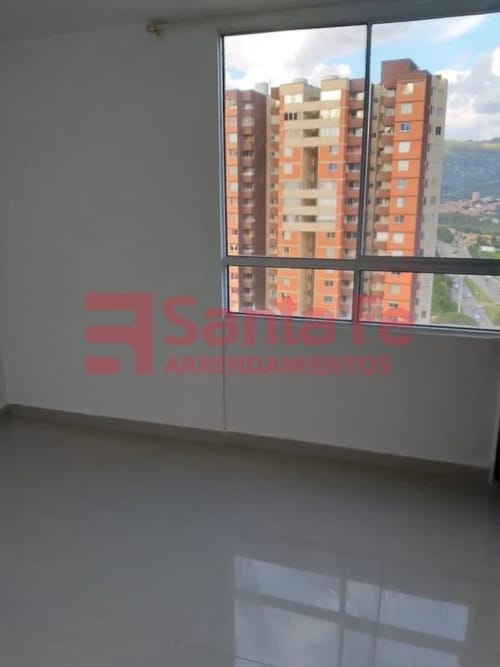 Apartamento de 2 alcobas en venta en Centro, Bello, 55 m² · foto 8 de 10