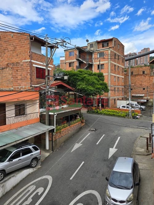Apartamento de 2 alcobas en venta en Centro, Bello, 63 m² · foto 5 de 10