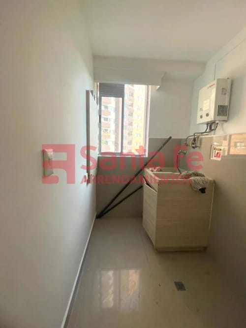 Apartamento de 3 alcobas en venta en Suarez, Bello, 83 m² · foto 5 de 10