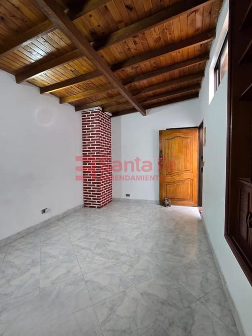Apartamento de 2 alcobas en venta en Centro, Bello, 63 m² · foto 8 de 10