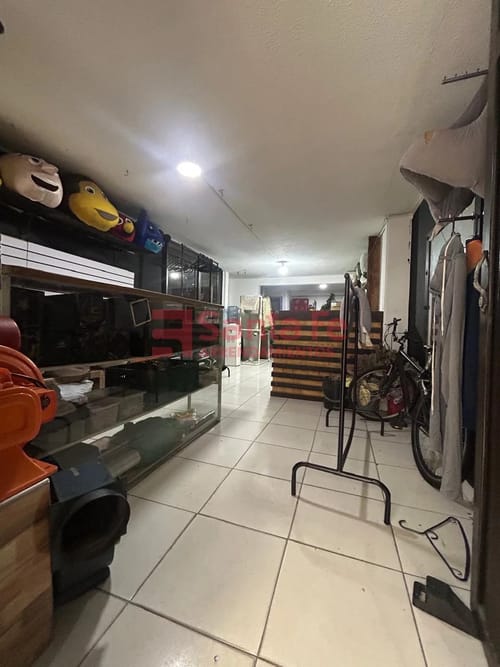 Local en venta en Florida Nueva, Medellín, 82 m² · foto 8 de 10