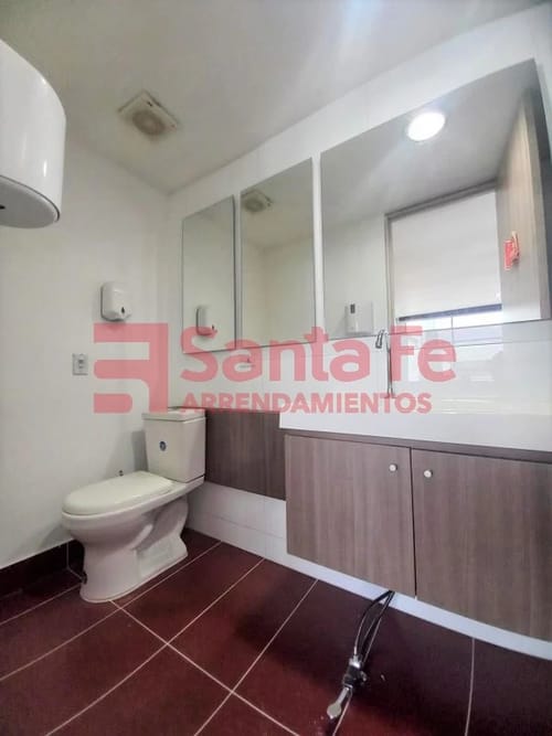 Oficina en venta en Camino Verde, Envigado, 365 m² · foto 8 de 10
