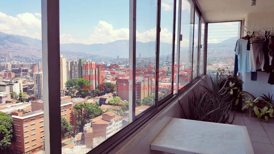 Apartamento en venta en La Candelaria, Medellín · foto 4 de 10